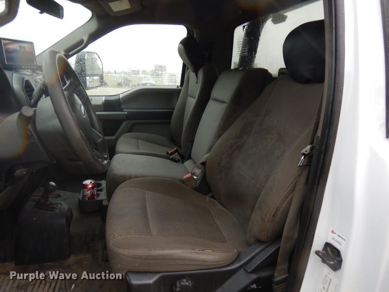 image for item IT9468 2019 Ford F550  rollback truck