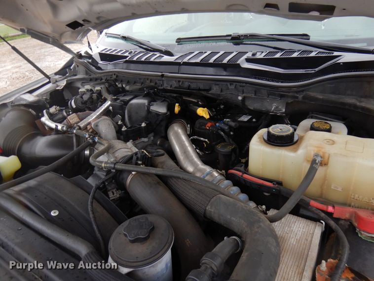 image for item IT9468 2019 Ford F550  rollback truck