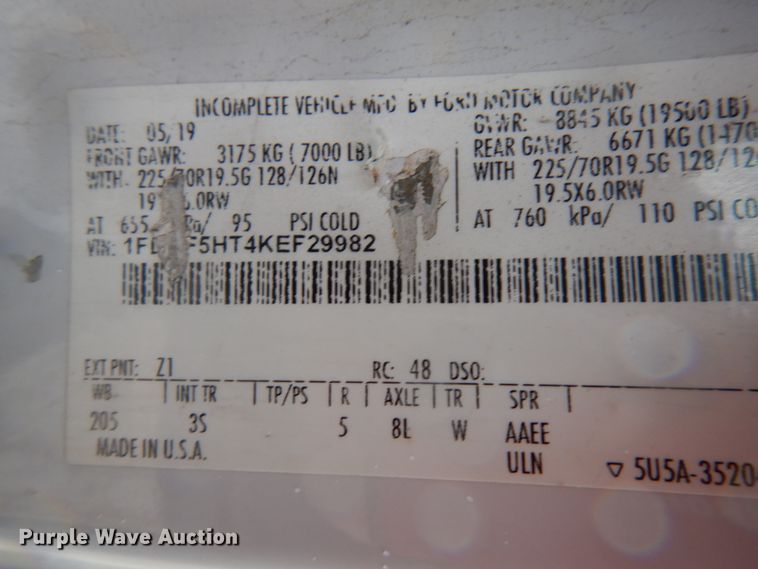 image for item IT9468 2019 Ford F550  rollback truck