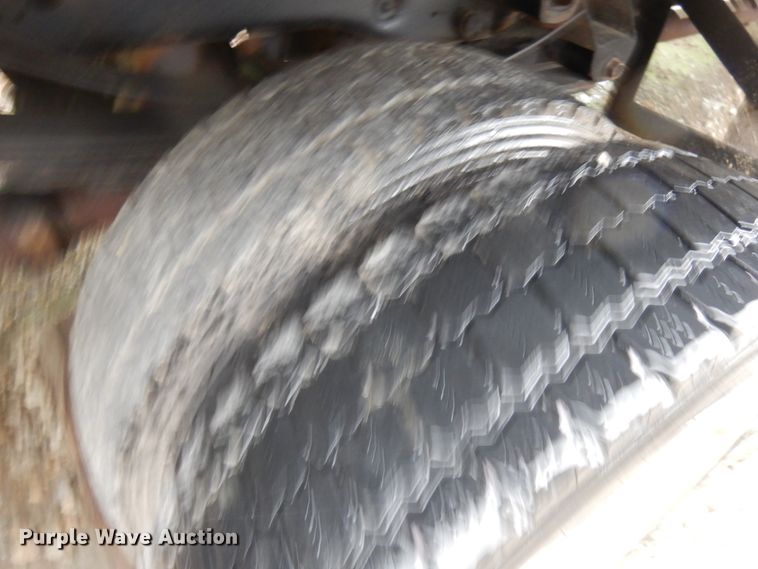 image for item IT9469 2008 Ford F550  rollback truck