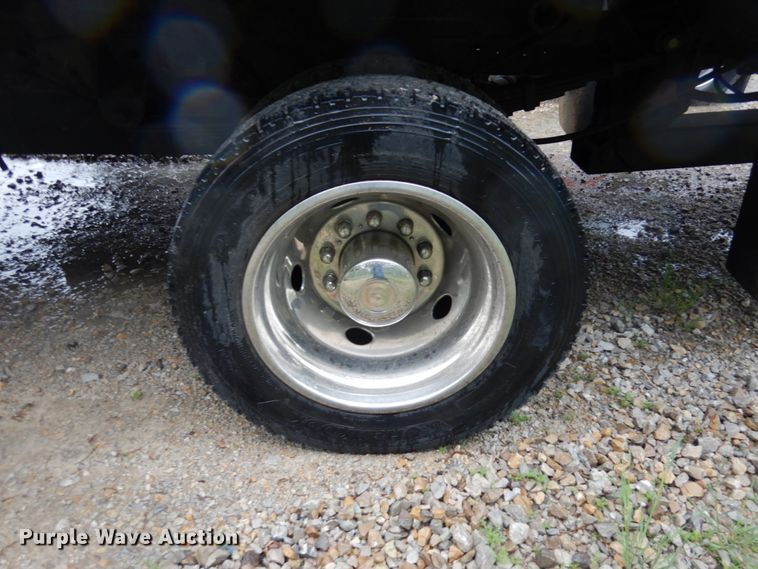 image for item IT9469 2008 Ford F550  rollback truck