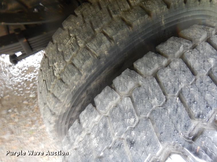 image for item IT9469 2008 Ford F550  rollback truck