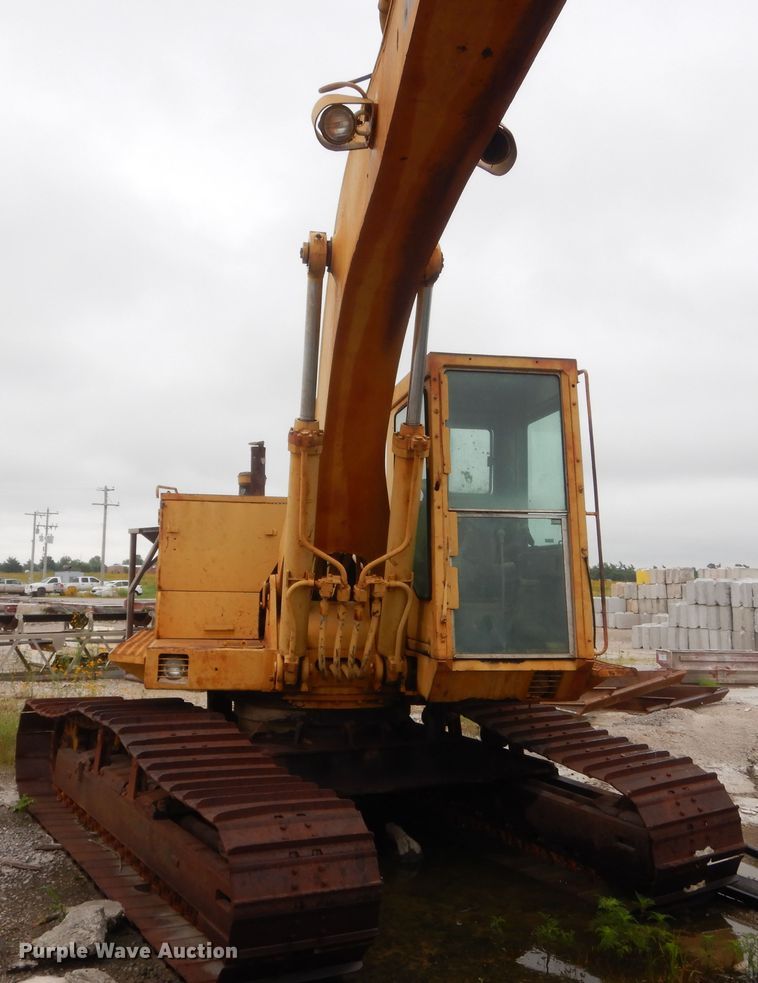 image for item IT9511 1979 Caterpillar 225  excavator