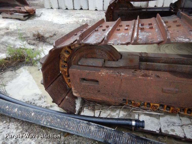 image for item IT9511 1979 Caterpillar 225  excavator