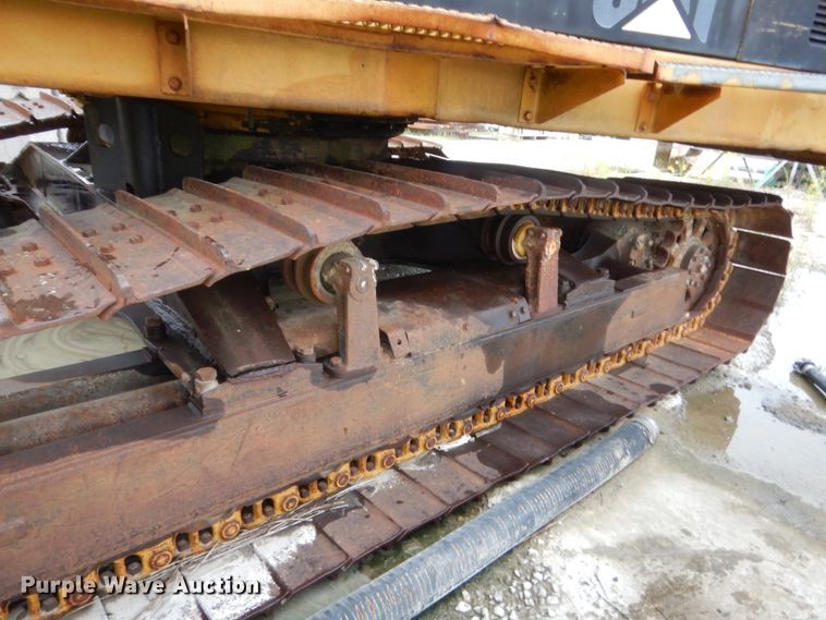 image for item IT9511 1979 Caterpillar 225  excavator