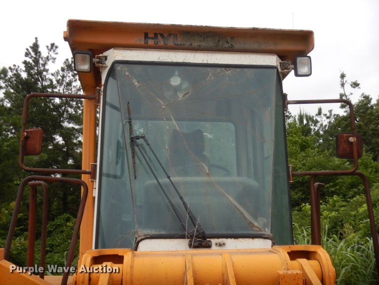 image for item IT9512 1993 Hyundai HL17  wheel loader