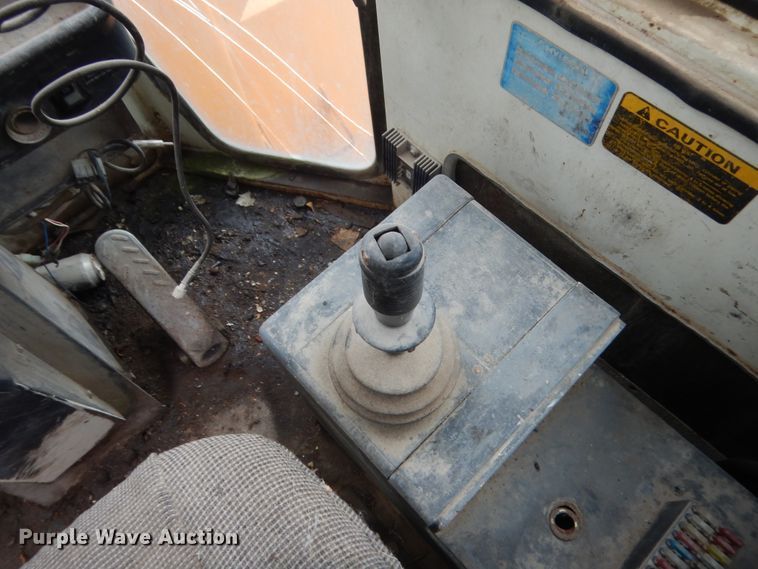 image for item IT9512 1993 Hyundai HL17  wheel loader