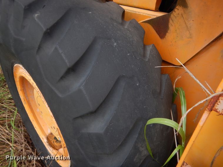 image for item IT9512 1993 Hyundai HL17  wheel loader