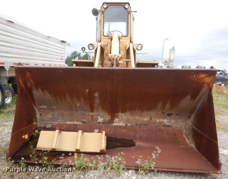 image for item IT9513 1982 Ford A66  wheel loader