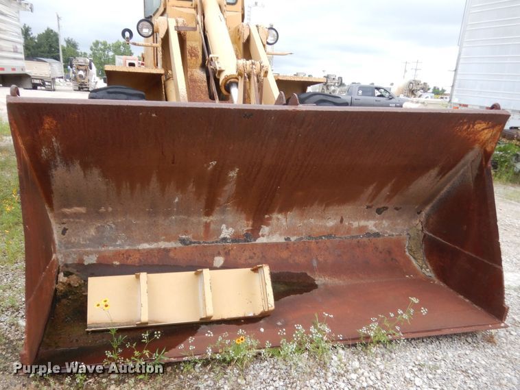 image for item IT9513 1982 Ford A66  wheel loader