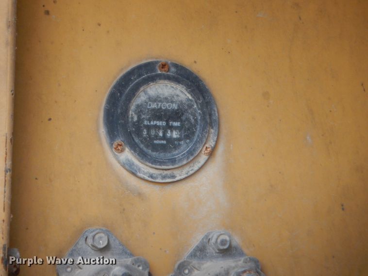 image for item IT9513 1982 Ford A66  wheel loader