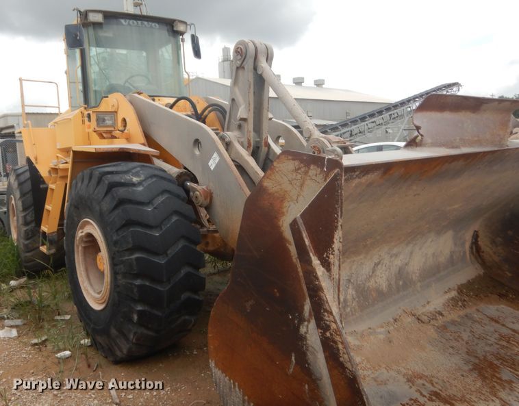 image for item IT9514 1997 Volvo L180C  wheel loader