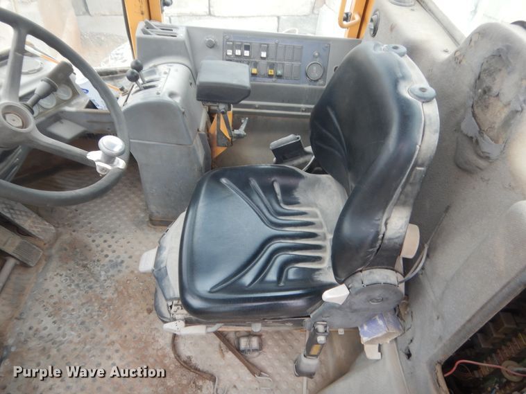 image for item IT9514 1997 Volvo L180C  wheel loader