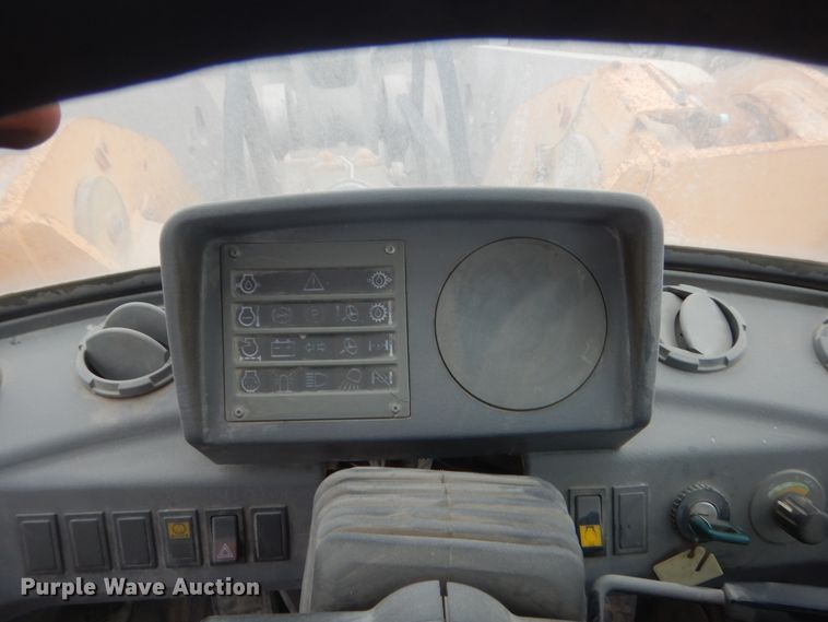 image for item IT9514 1997 Volvo L180C  wheel loader