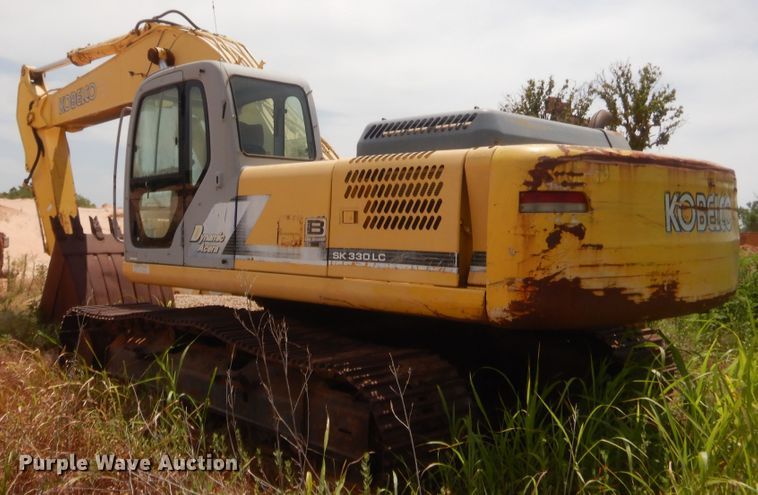 image for item IT9516 2001 Kobelco SK330LC  excavator