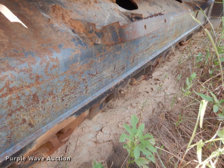 image for item IT9516 2001 Kobelco SK330LC  excavator