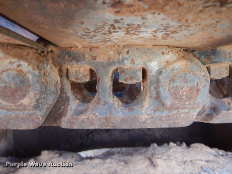 image for item IT9516 2001 Kobelco SK330LC  excavator