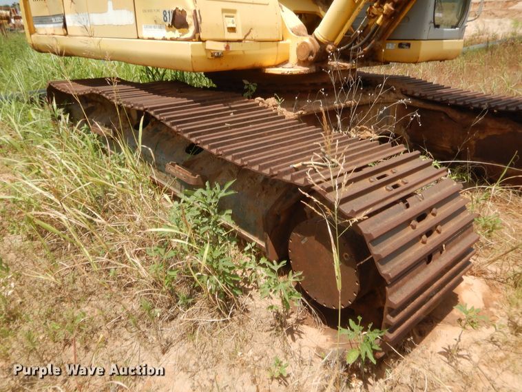 image for item IT9516 2001 Kobelco SK330LC  excavator