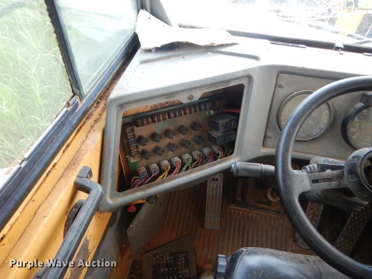 image for item IT9518 1997 Volvo A35C  haul truck