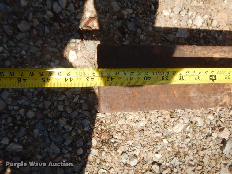 image for item IT9552 (2) loader fork sets