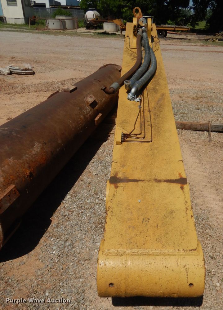 image for item IT9553 Caterpillar 375  excavator stick