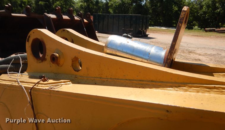 image for item IT9553 Caterpillar 375  excavator stick