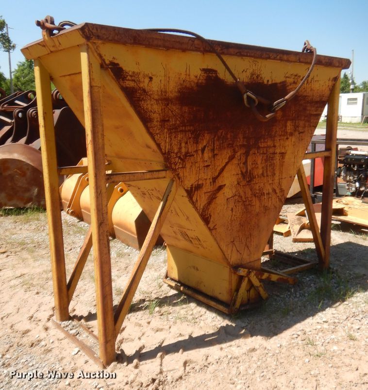 image for item IT9557 Aggregate bucket