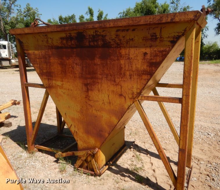 image for item IT9557 Aggregate bucket