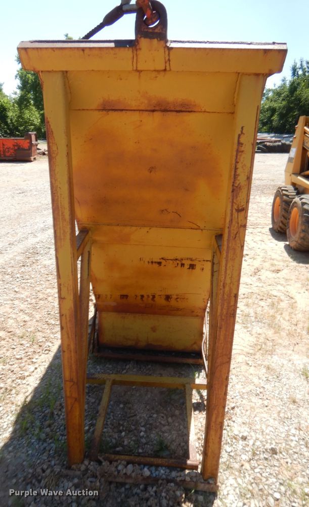 image for item IT9557 Aggregate bucket