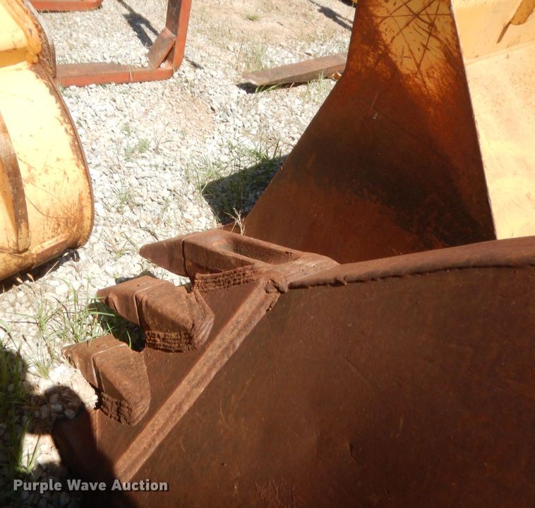 image for item IT9566 Hensley Adco  V-bottom excavator bucket