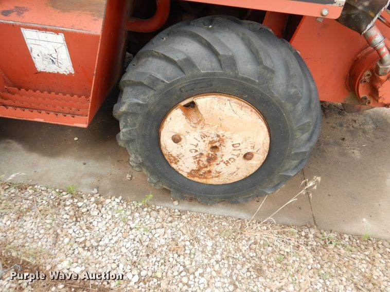 image for item IW9828 Ditch Witch 3500  trencher