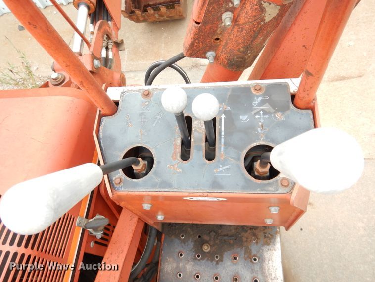 image for item IW9828 Ditch Witch 3500  trencher