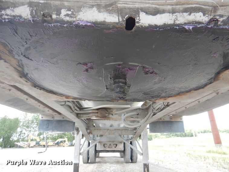 image for item JF9115 2008 Trail King TK60SSD-402  side dump trailer