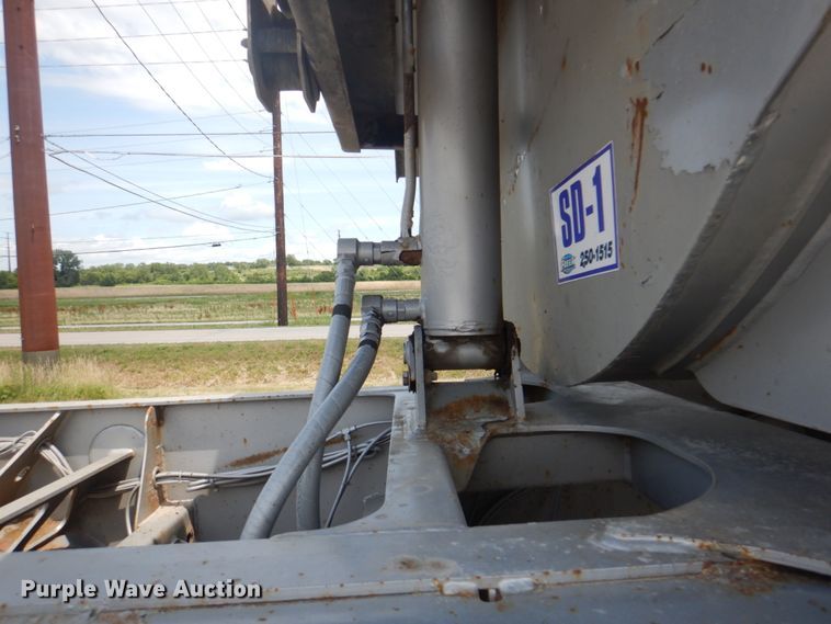 image for item JF9115 2008 Trail King TK60SSD-402  side dump trailer