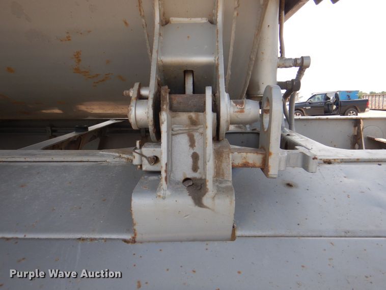 image for item JF9115 2008 Trail King TK60SSD-402  side dump trailer