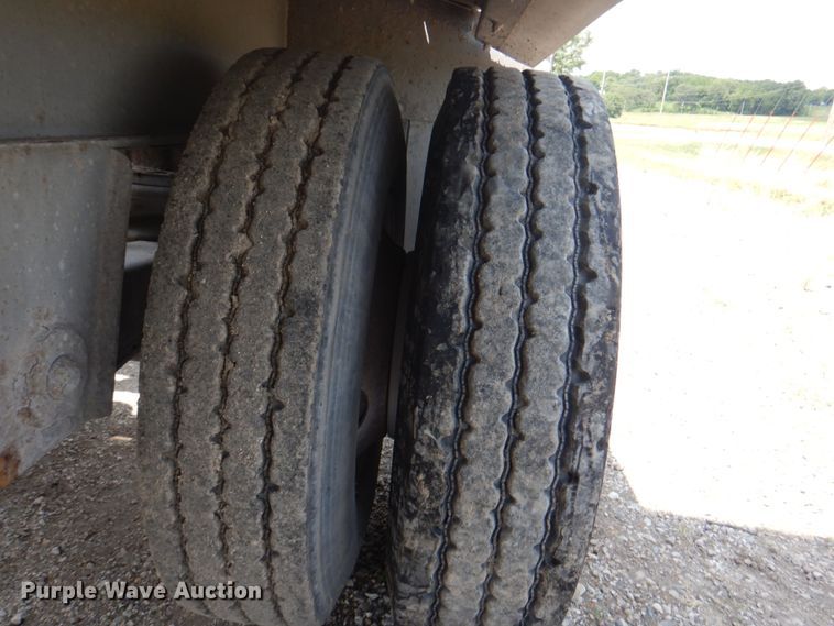 image for item JF9115 2008 Trail King TK60SSD-402  side dump trailer