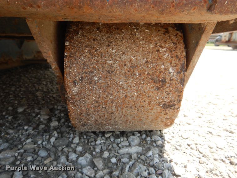 image for item JF9117 Roll-off dumpster