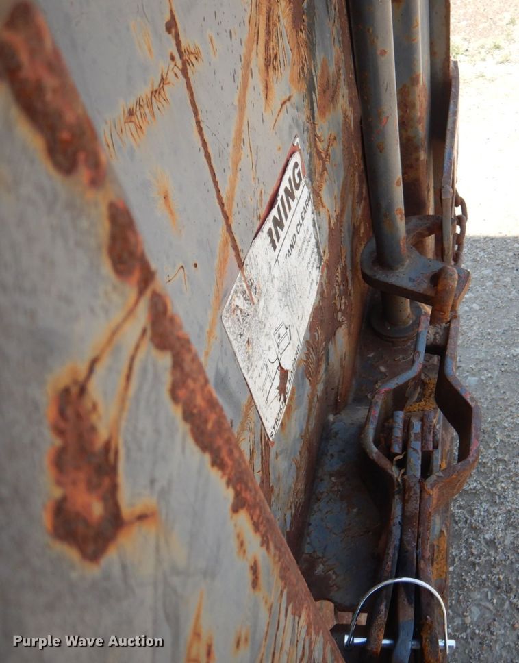 image for item JF9118 Roll-off dumpster