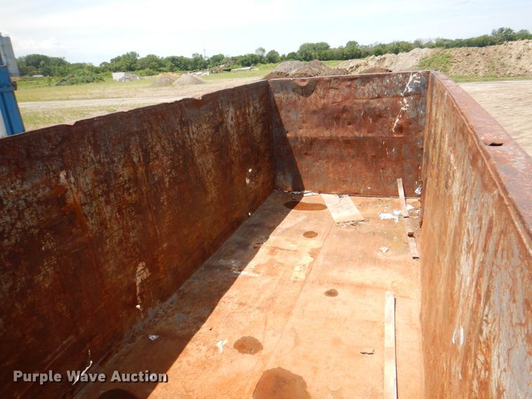 image for item JF9118 Roll-off dumpster