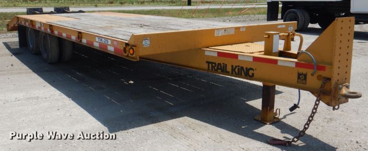 image for item JF9120 2015 Trail King TK20LP262  equipment trailer