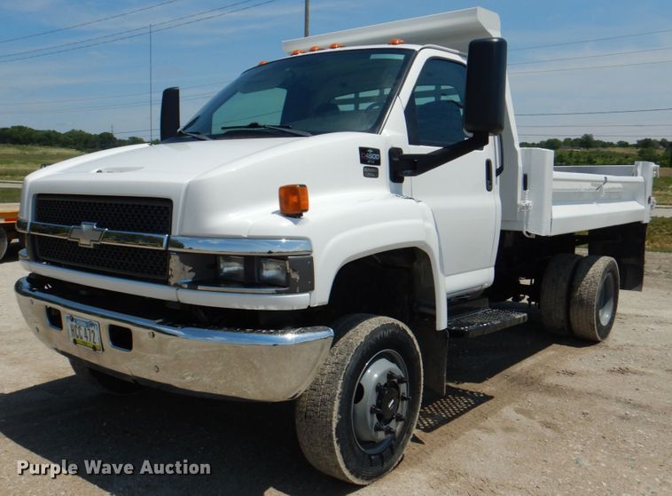 image for item JF9121 2007 Chevrolet C4500  dump truck