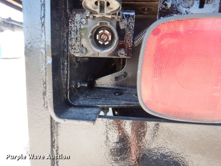 image for item JF9121 2007 Chevrolet C4500  dump truck