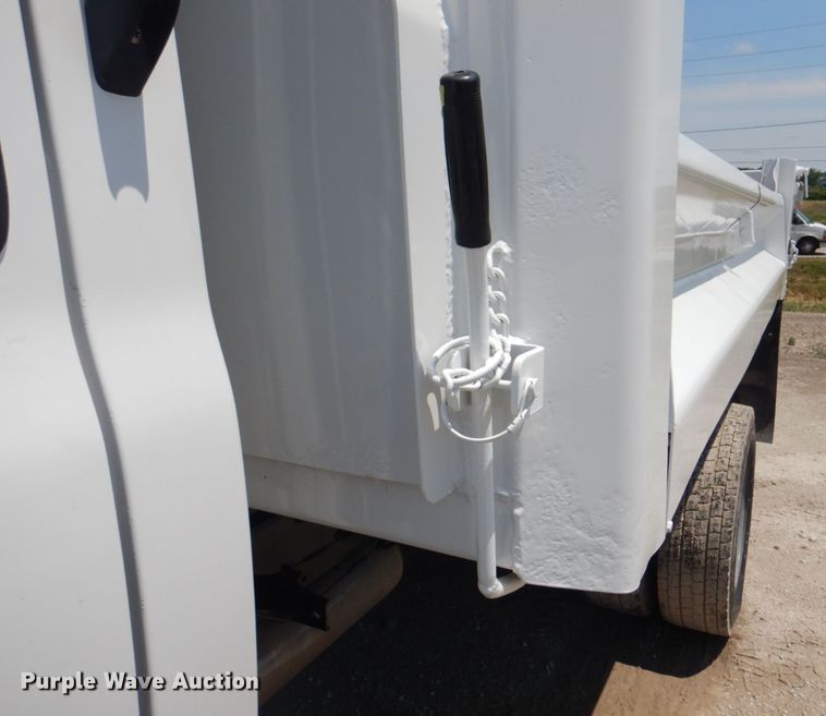 image for item JF9121 2007 Chevrolet C4500  dump truck