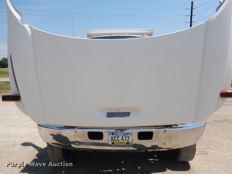 image for item JF9121 2007 Chevrolet C4500  dump truck