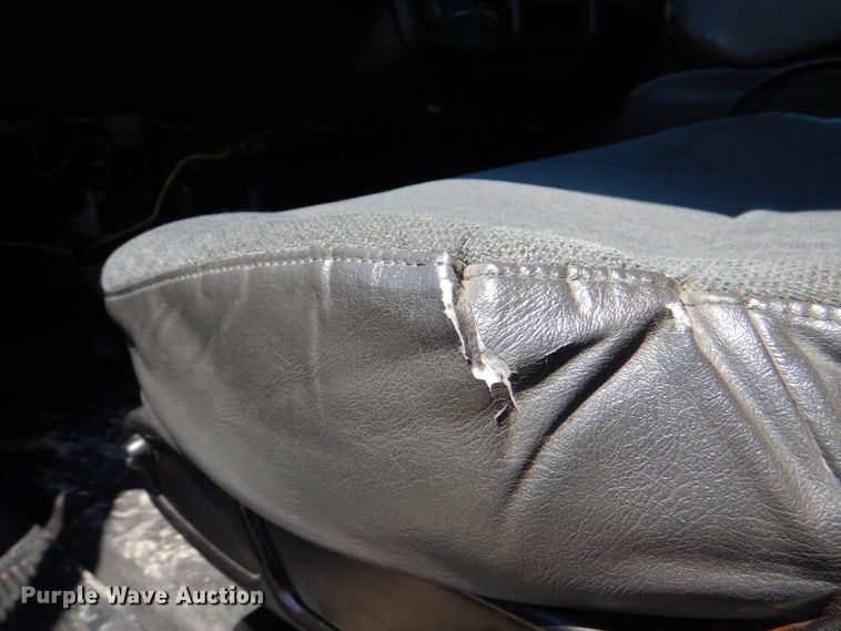 image for item JF9121 2007 Chevrolet C4500  dump truck