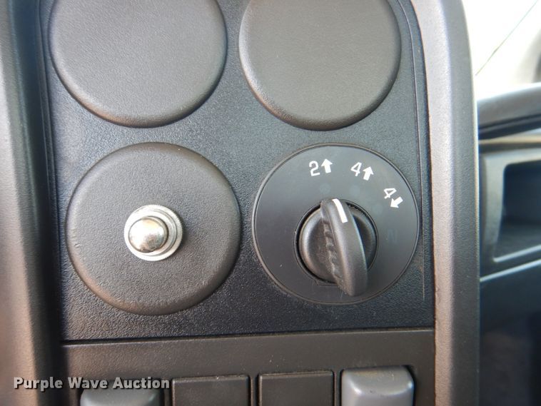 image for item JF9121 2007 Chevrolet C4500  dump truck