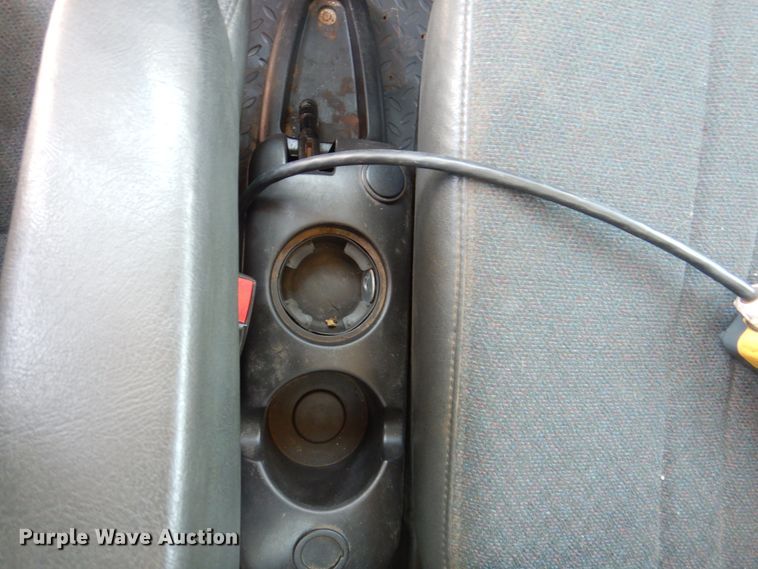 image for item JF9121 2007 Chevrolet C4500  dump truck