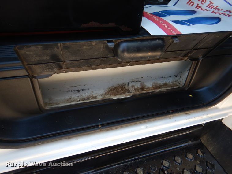 image for item JF9121 2007 Chevrolet C4500  dump truck