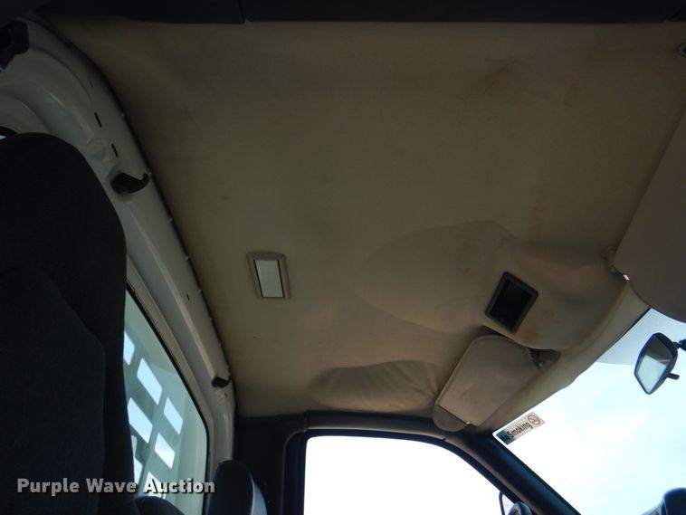 image for item JF9121 2007 Chevrolet C4500  dump truck