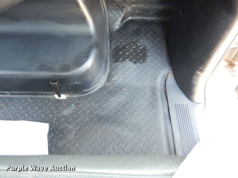 image for item JF9121 2007 Chevrolet C4500  dump truck